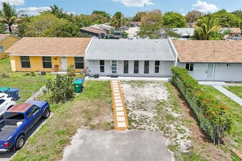 2951 NW 195th Street Miami Gardens FL 33056