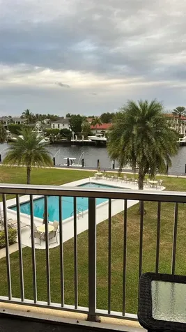230 N Federal Highway Deerfield Beach FL 33441