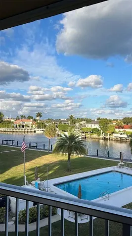 230 N Federal Highway Deerfield Beach FL 33441