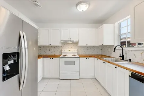 3027 SW 24th Street Miami FL 33145