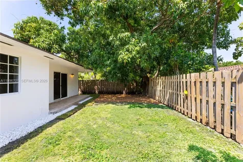3027 SW 24th Street Miami FL 33145