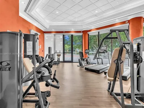 2000 Island Boulevard Aventura FL 33160