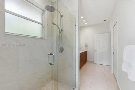 1783 Victoria Pointe Circle Weston FL 33327