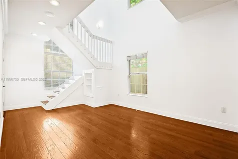 3135 Gifford Lane Miami FL 33133