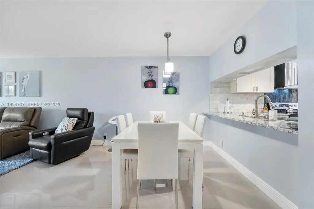 3503 Oaks Way Pompano Beach FL 33069