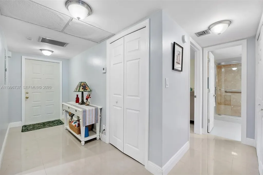 3503 Oaks Way Pompano Beach FL 33069