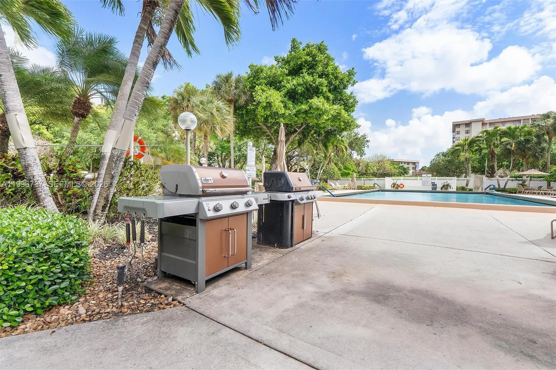 3503 Oaks Way Pompano Beach FL 33069