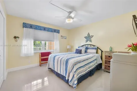 3503 Oaks Way Pompano Beach FL 33069
