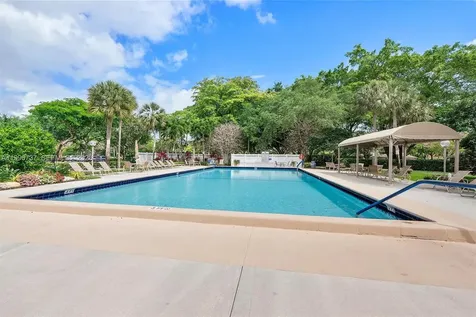 3503 Oaks Way Pompano Beach FL 33069