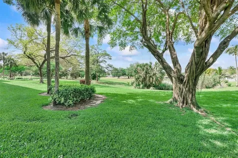 3503 Oaks Way Pompano Beach FL 33069