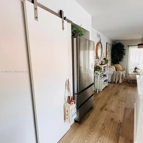 223 Lakeview Drive Weston FL 33326