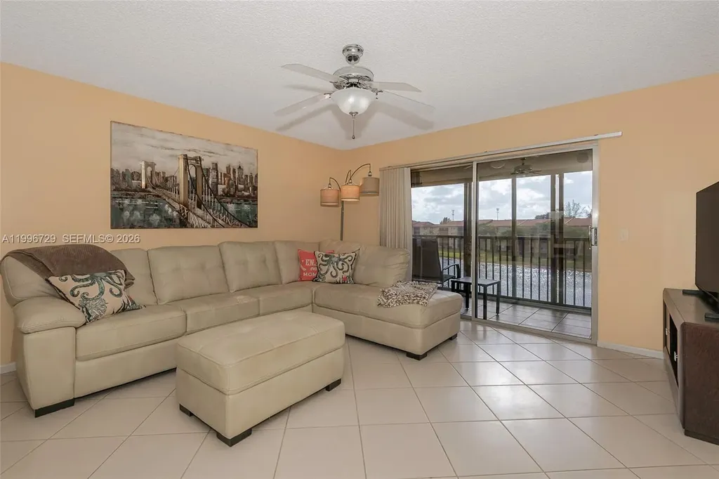 950 SW 138th Avenue Pembroke Pines FL 33027