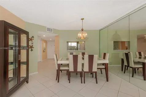950 SW 138th Avenue Pembroke Pines FL 33027