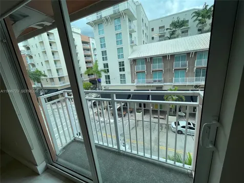7290 SW 90th Street Miami FL 33156