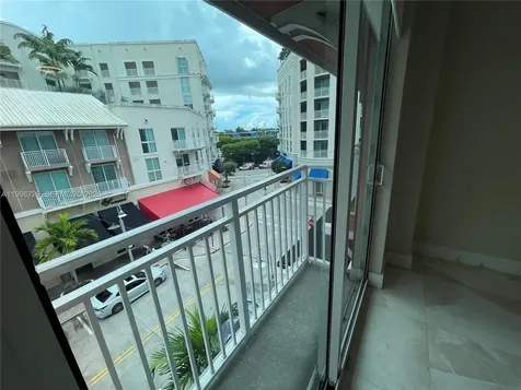 7290 SW 90th Street Miami FL 33156