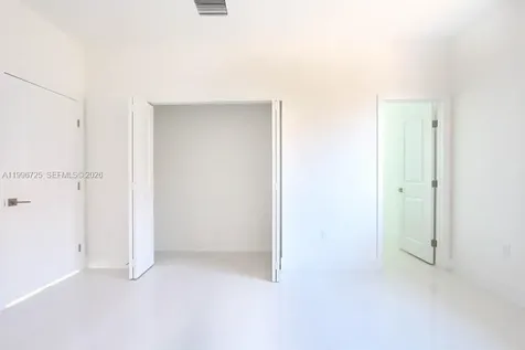 15631 SW 11th Terrace Miami FL 33194