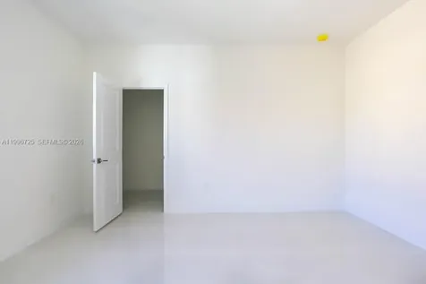 15631 SW 11th Terrace Miami FL 33194