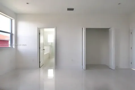 15631 SW 11th Terrace Miami FL 33194