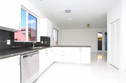 15631 SW 11th Terrace Miami FL 33194