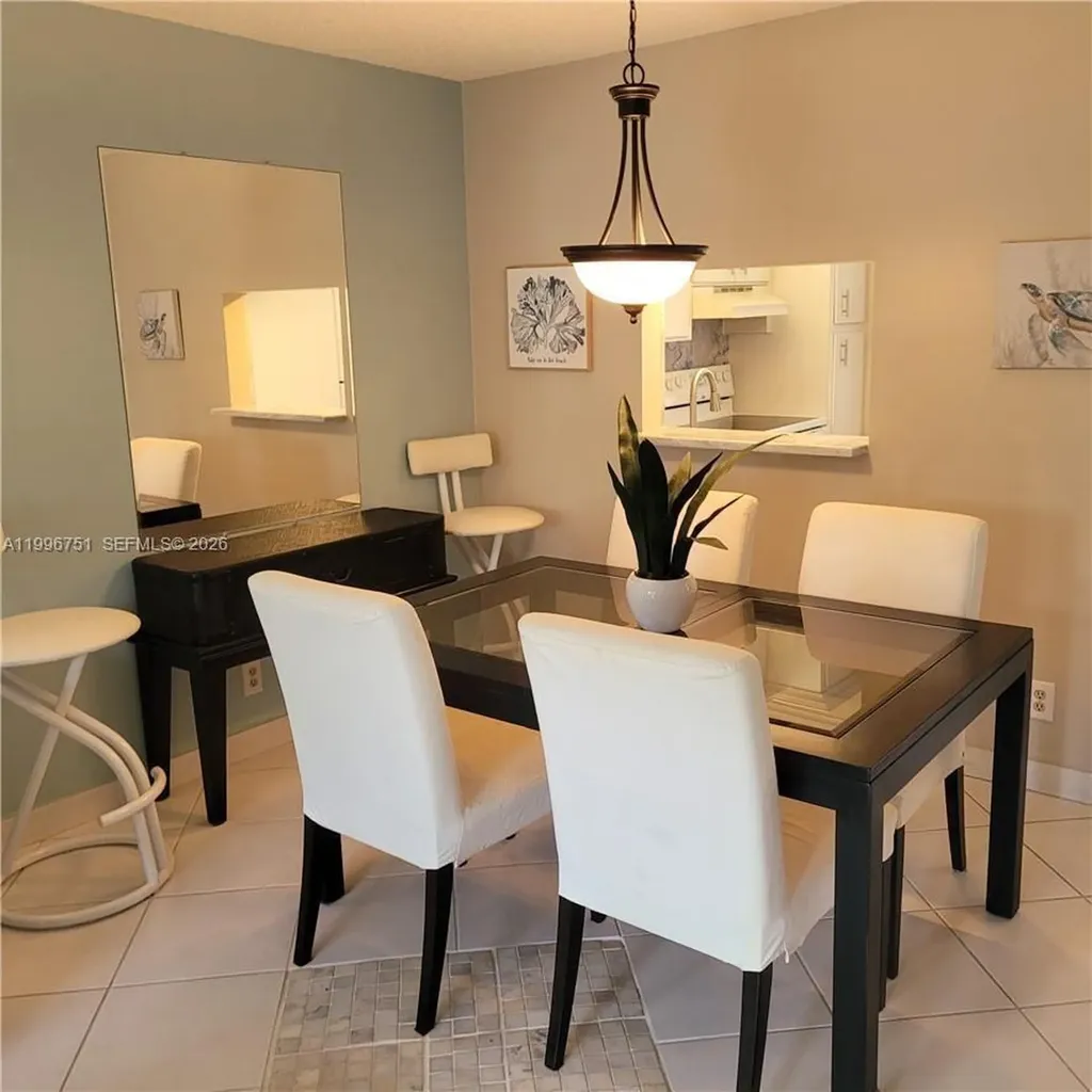 3774 Inverrary Boulevard Lauderhill FL 33319