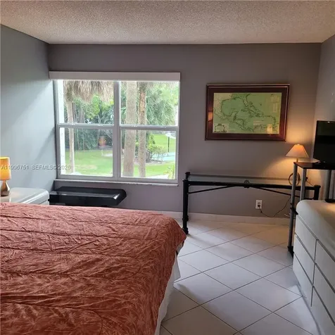 3774 Inverrary Boulevard Lauderhill FL 33319