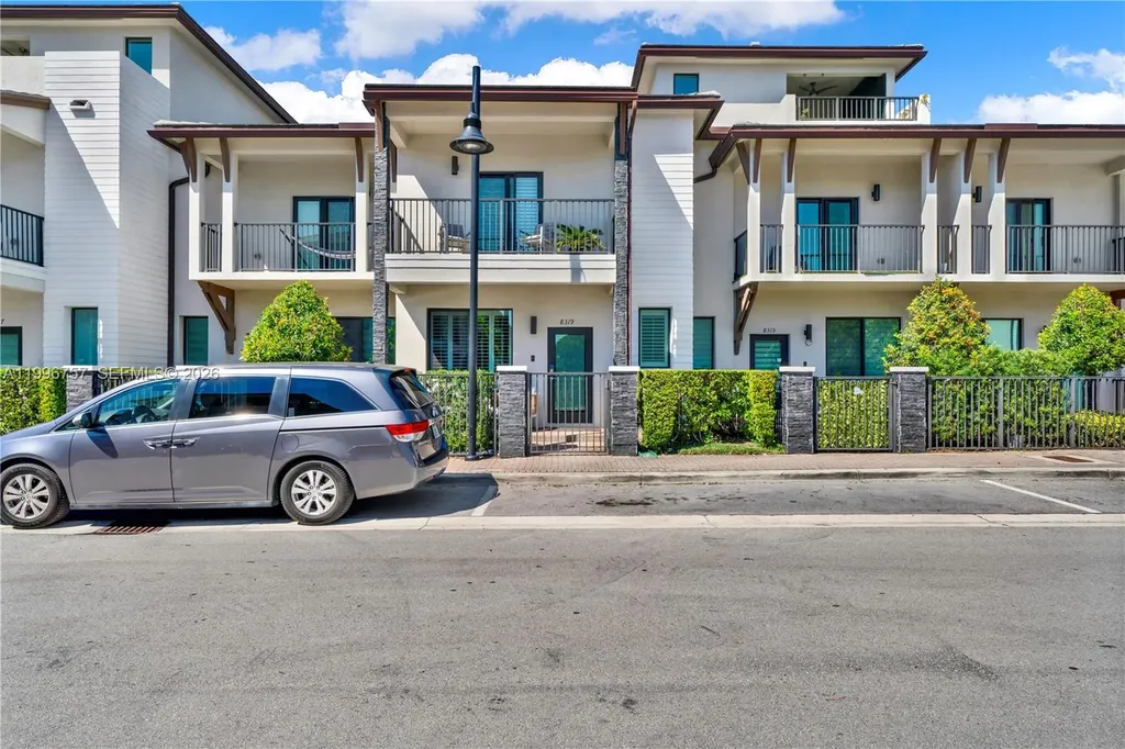 8319 NW 49th Street Doral FL 33166