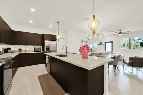 8319 NW 49th Street Doral FL 33166