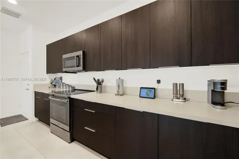 8319 NW 49th Street Doral FL 33166