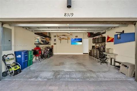 8319 NW 49th Street Doral FL 33166
