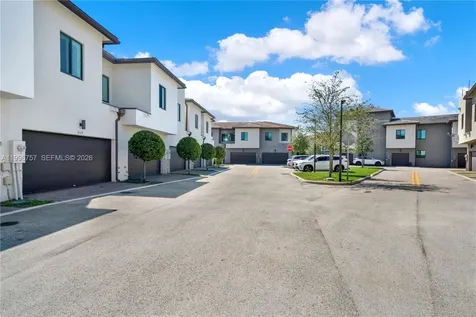 8319 NW 49th Street Doral FL 33166