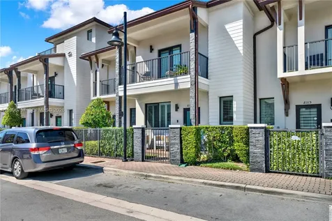 8319 NW 49th Street Doral FL 33166
