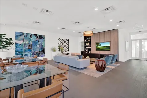 8319 NW 49th Street Doral FL 33166