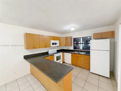 2455 W 67th Place Hialeah FL 33016