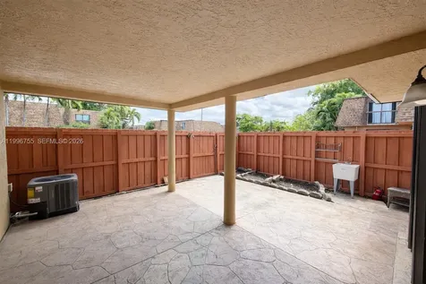 2455 W 67th Place Hialeah FL 33016
