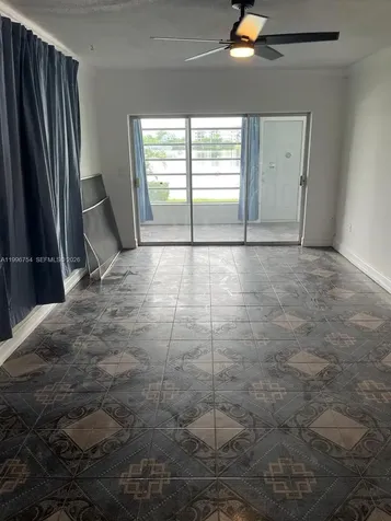 285 NE 191st Street Miami FL 33179
