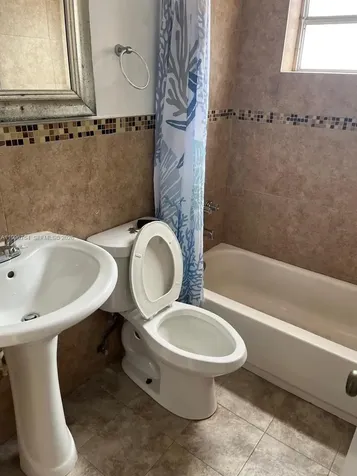 285 NE 191st Street Miami FL 33179