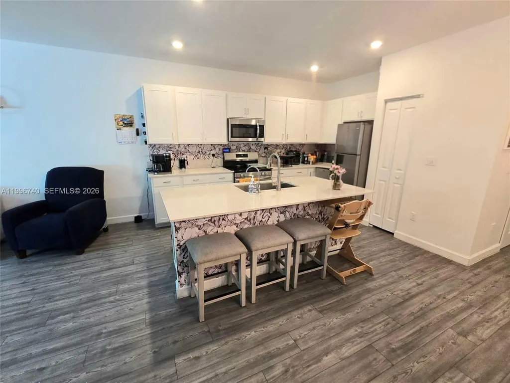 4591 Hollister Avenue Lake Worth FL 33463