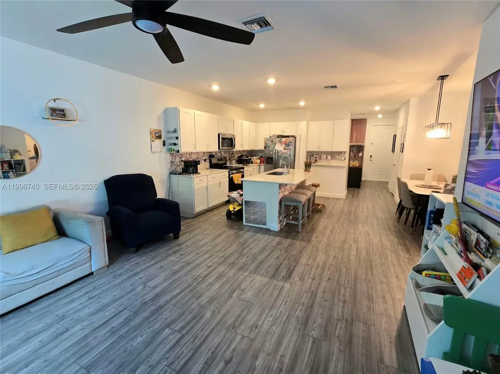 4591 Hollister Avenue Lake Worth FL 33463