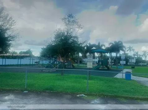 2698-2704 NW 65th Avenue Margate FL 33063