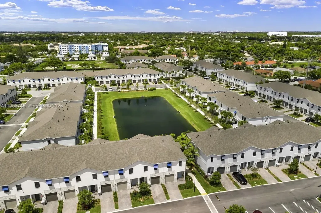 848 NW 3rd Terrace Pompano Beach FL 33060