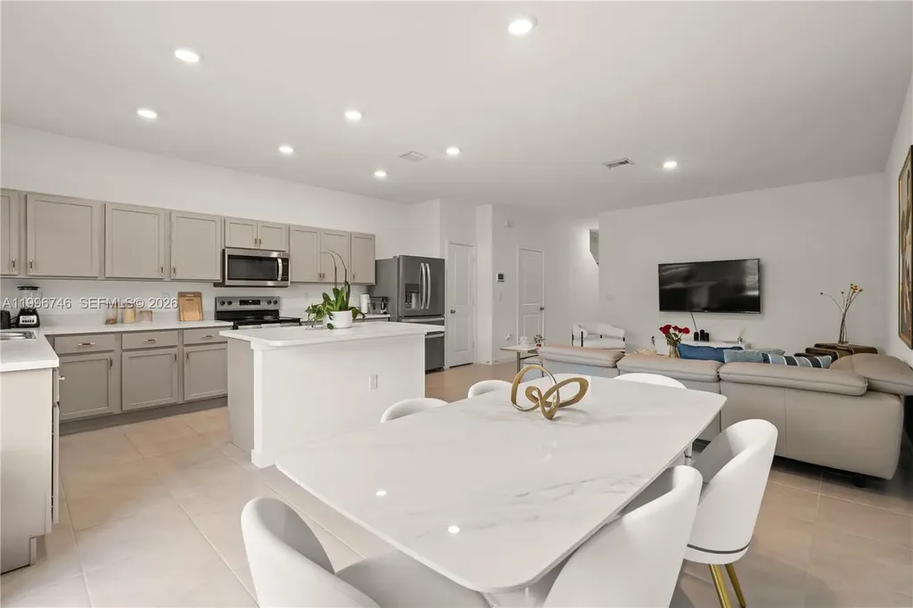 848 NW 3rd Terrace Pompano Beach FL 33060