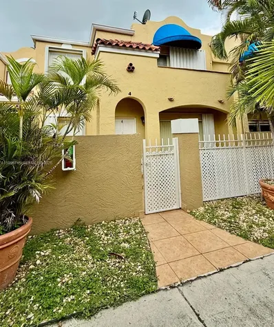 375 NW 85 Place Miami FL 33126