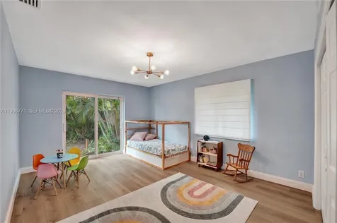 1501 NE 35th Street Oakland Park FL 33334