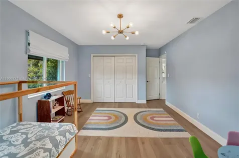 1501 NE 35th Street Oakland Park FL 33334