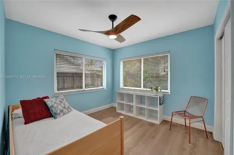 1501 NE 35th Street Oakland Park FL 33334