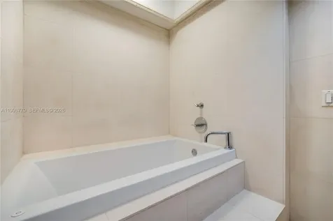 181 Crandon Boulevard Key Biscayne FL 33149