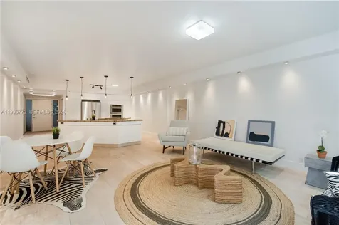 181 Crandon Boulevard Key Biscayne FL 33149