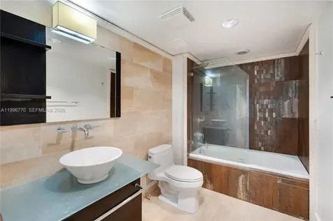 181 Crandon Boulevard Key Biscayne FL 33149
