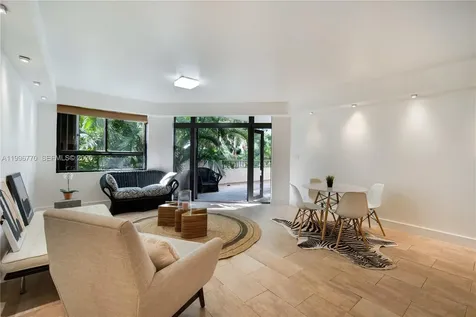 181 Crandon Boulevard Key Biscayne FL 33149