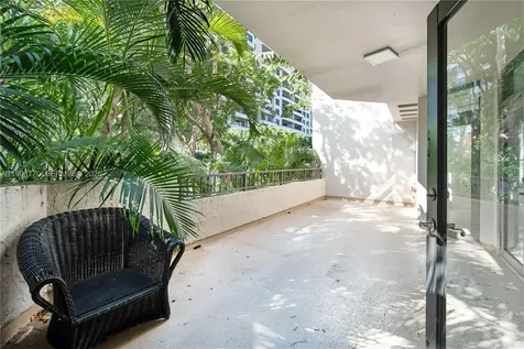 181 Crandon Boulevard Key Biscayne FL 33149